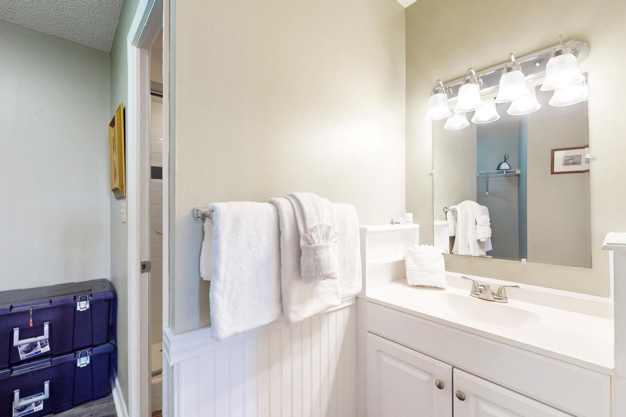 Atlantis & Sea Sails Apartment Myrtle Beach Room photo